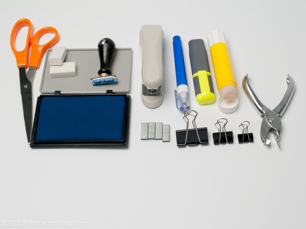 辦公設(shè)備、辦公廠礦與儀器儀表 現(xiàn)代企業(yè)高效運轉(zhuǎn)的三大支柱